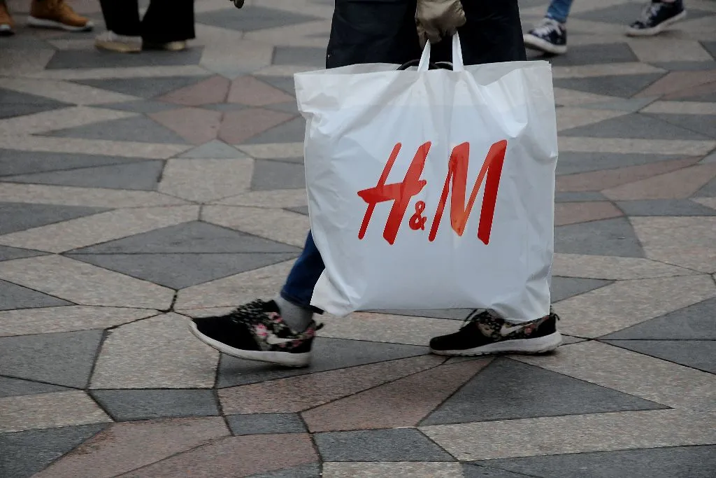 H&M